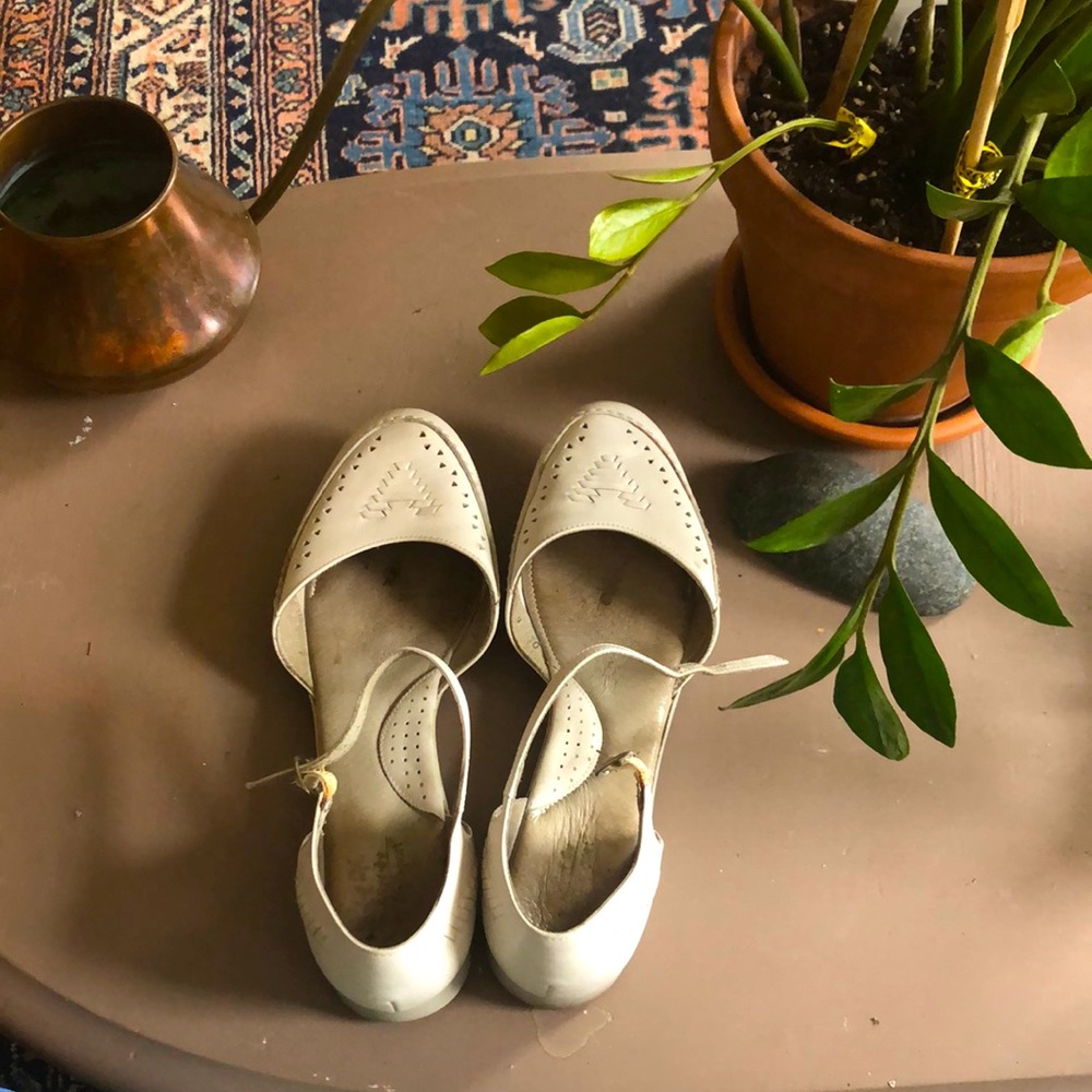 Vintage white mary jane flats